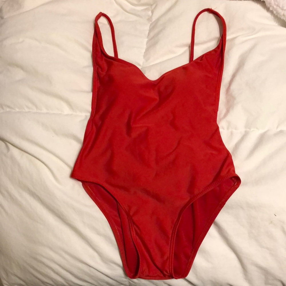 Red 1 Piece Bathing Suit 🏊🏼‍♀️- Medium